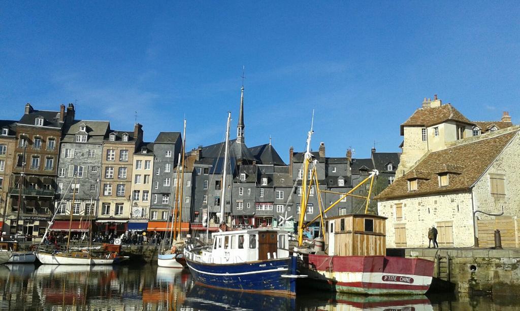 La Cabane Du Pecheur Honfleur Eksteriør billede